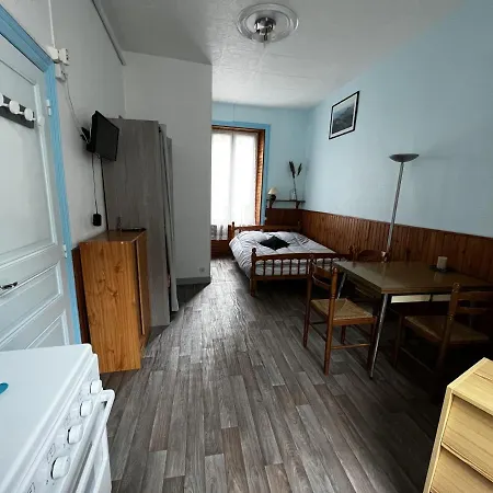 Studio La Bourboule, 1 Piece, 2 Personnes - Fr-1-667-39 La Bourboule